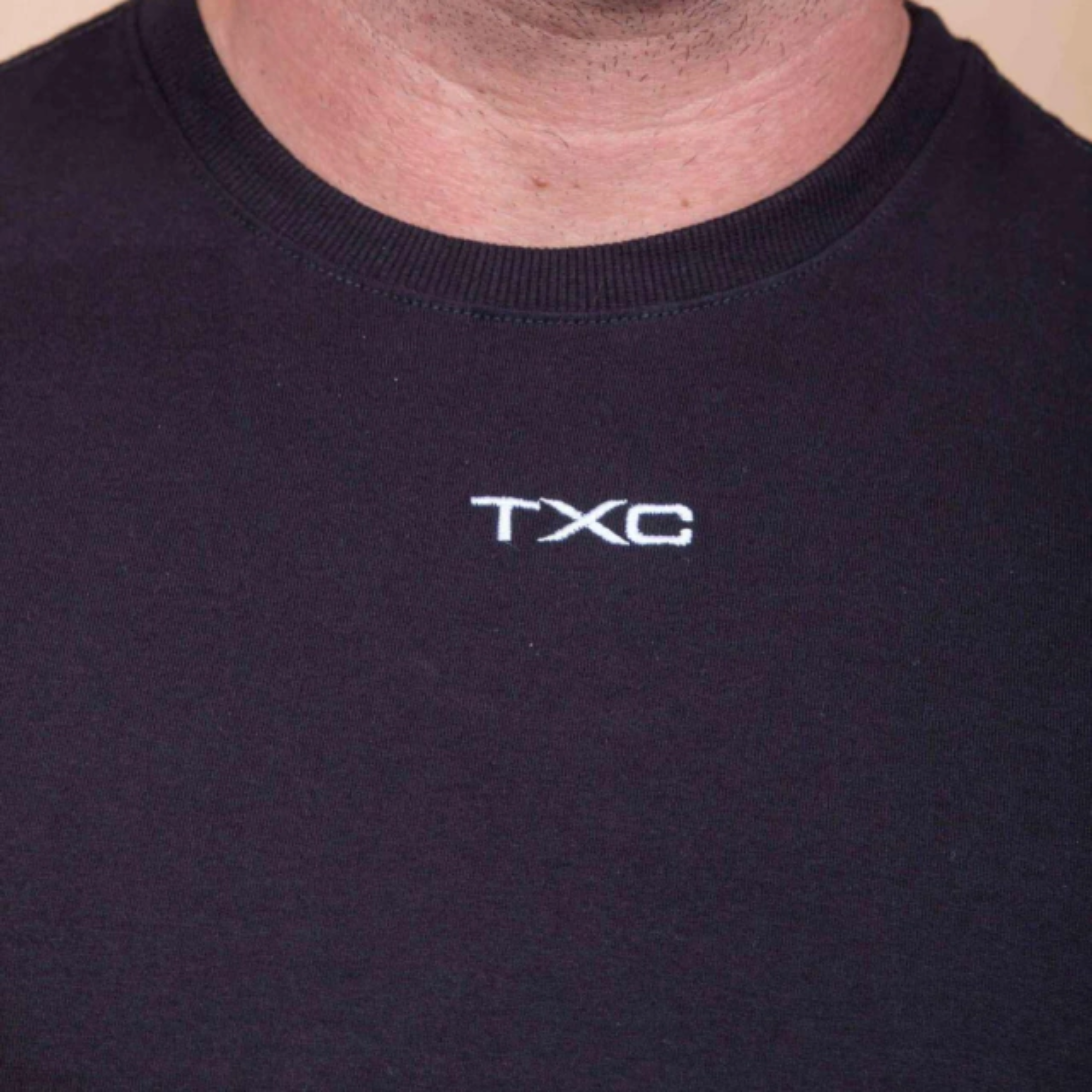 CAMISETA REGULAR MEIA MALHA PENTEADA BORDADA - TXC