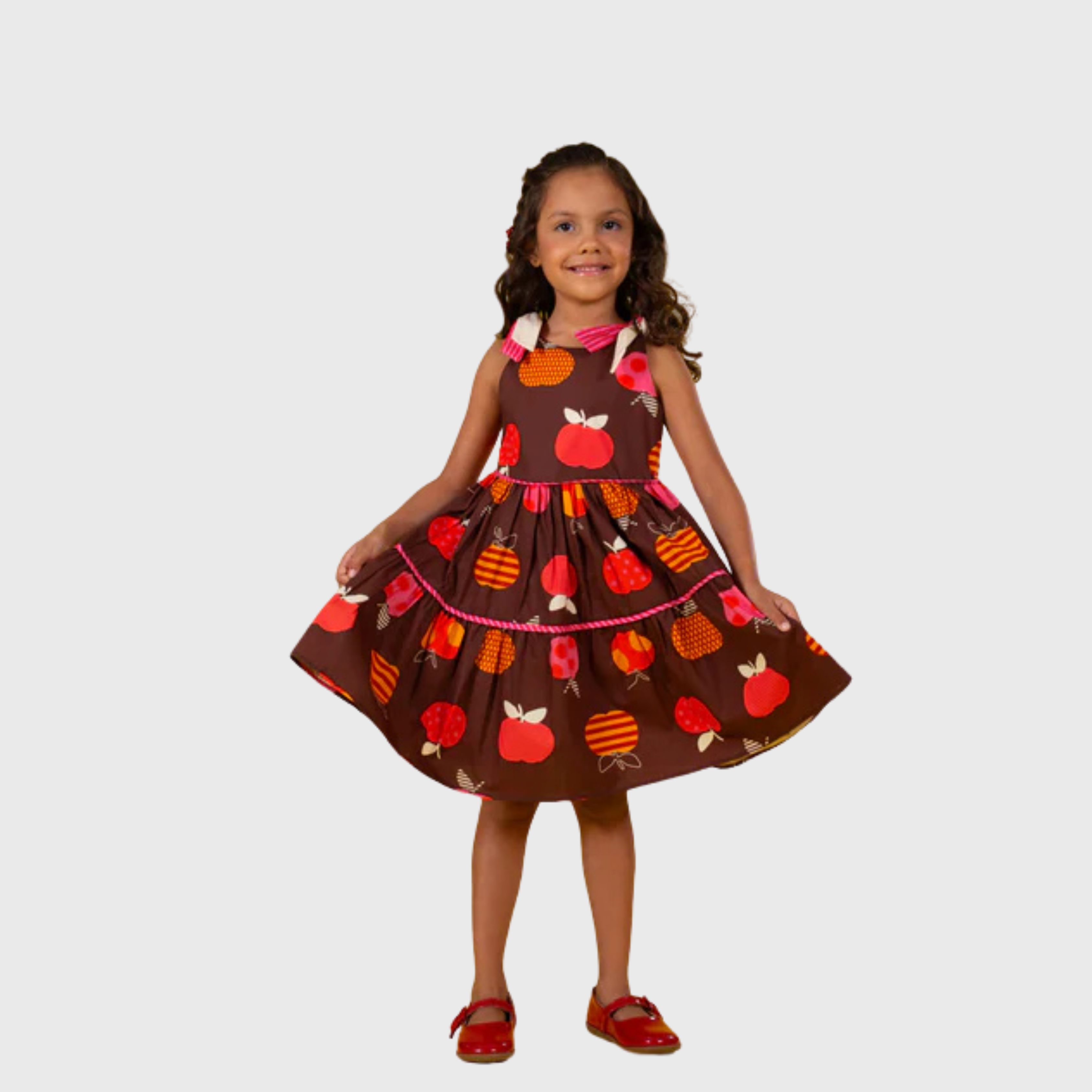 VESTIDO ESTAMPA MAÇÃ FUNDO MARROM - PRECOCE